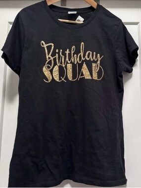 🎉🥳 Black and Gold Birthday Squad T-Shirt - Size Medium